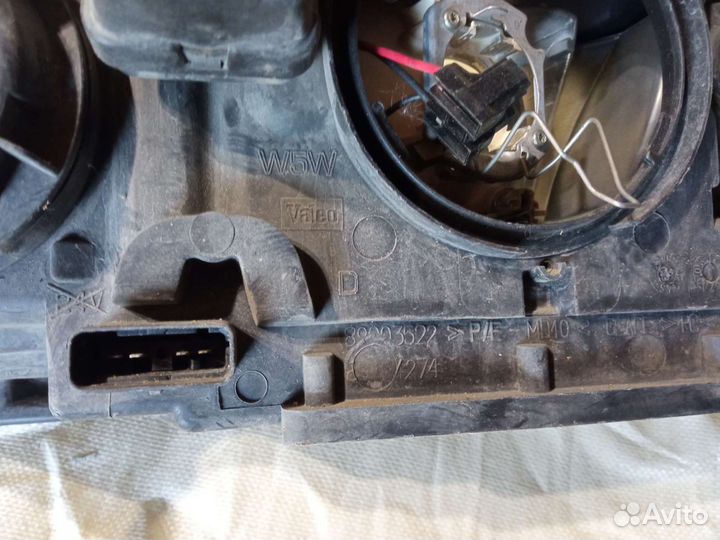 Фара правая Renault Laguna 2