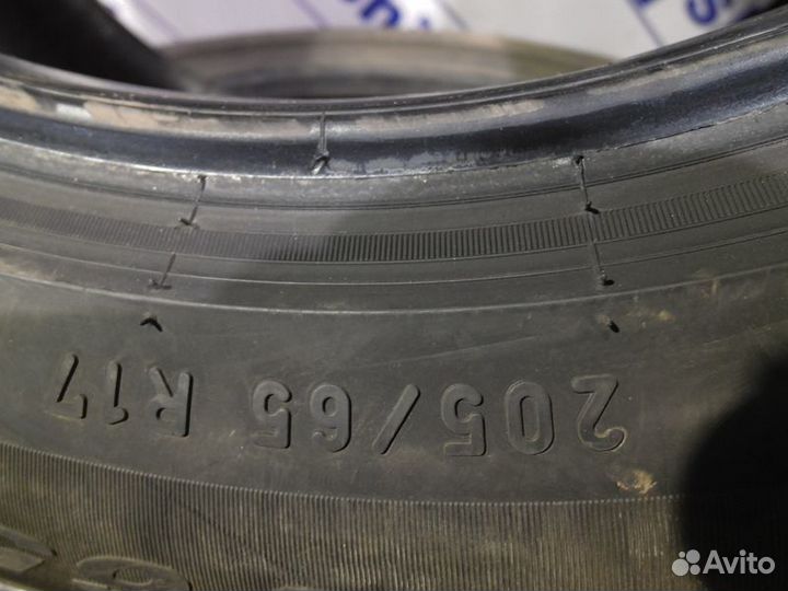 Pirelli Winter 210 SnowControl Serie II 205/65 R17 96R