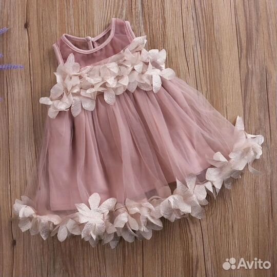 Платье для девочки нарядное