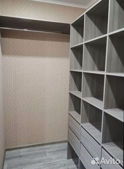 Гардеробный шкаф