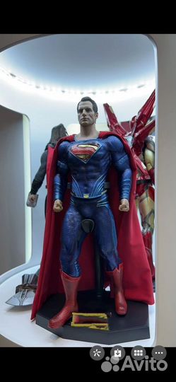 Фигурка Superman