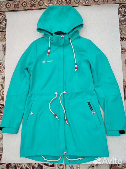 Ветровка для девочки