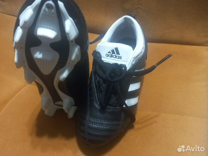 Кроссовки adidas шиповки