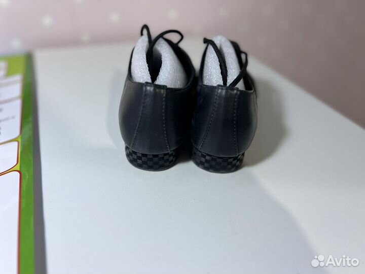 Рейтинговые туфли для бальных танцев Eckse