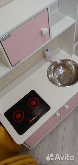 Детская кухня деревянная