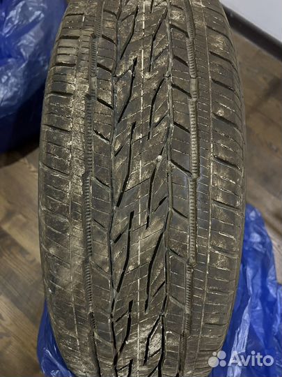 Continental ContiCrossContact LX2 215/65 R16