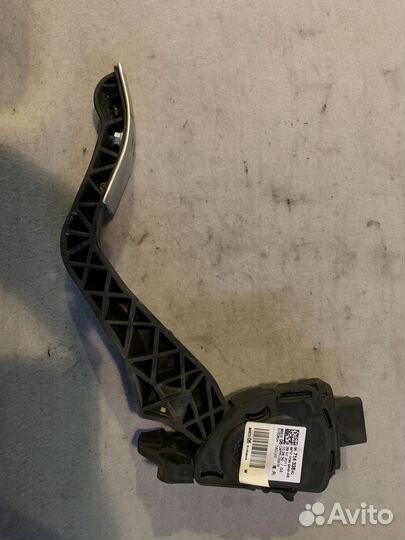 Педаль газа peugeot 308