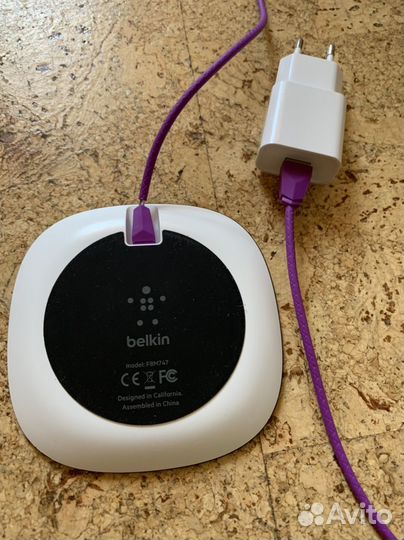 Беспооводная зарядка belkin