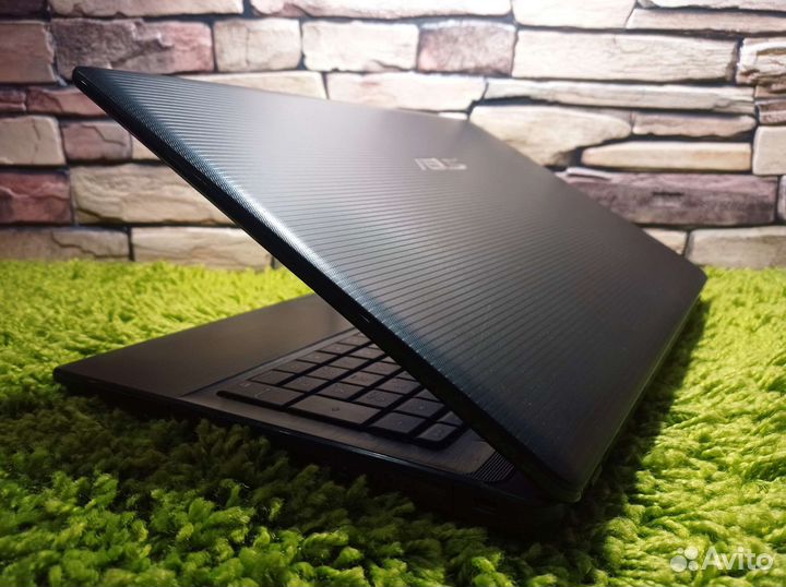 Полностью рабочий Asus 2ядра 4Гб диск экран 15