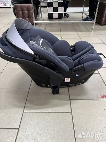 Продаю автолюльку от happybaby новая