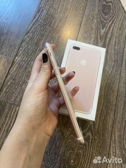 Телефон iPhone 7 plus