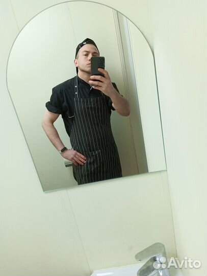 Бармен официант