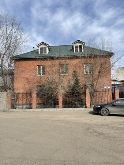 Свободного назначения, 2100 м²