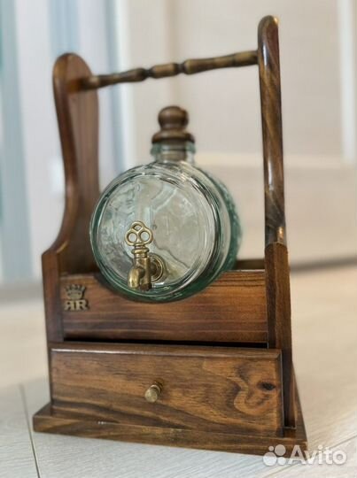 Диспенсер для напитков