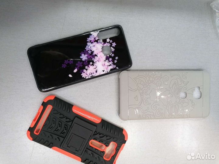 Чехол на сотовый телефон