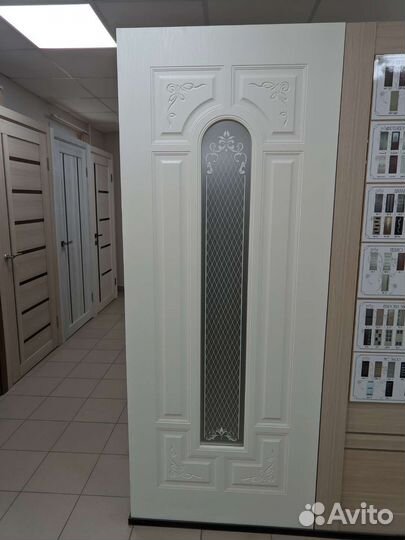 Белые Двери