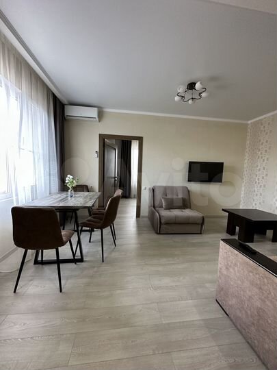 2-к. квартира, 55 м², 3/6 эт.