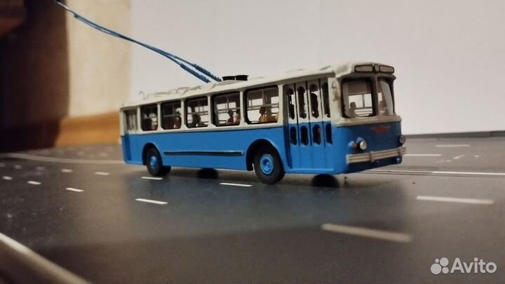 Троллейбус 1/87
