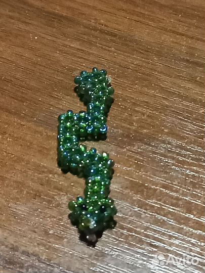 Змея из бисера. Двух - слойная