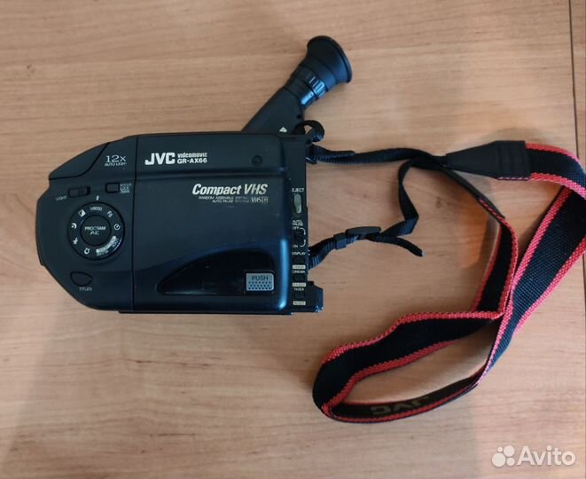 Видеокамера JVC GR AX-66