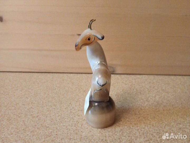 Фигурки из селенита