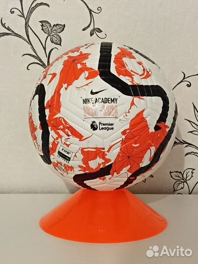 Футбольный мяч Nike Premier League