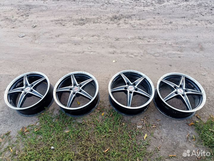 Диски R17 5*114,3