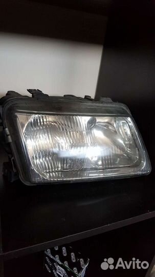 Фара правая Ауди А3