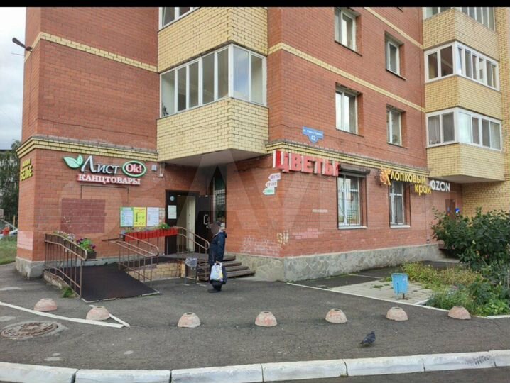 Торговая площадь, 81 м²