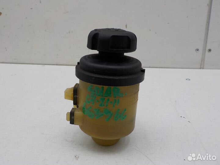 Бачок гур на Hyundai Solaris