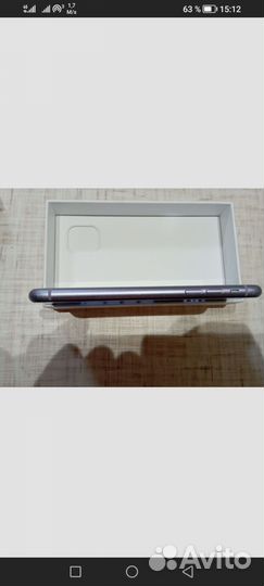 Телефон iPhone 11