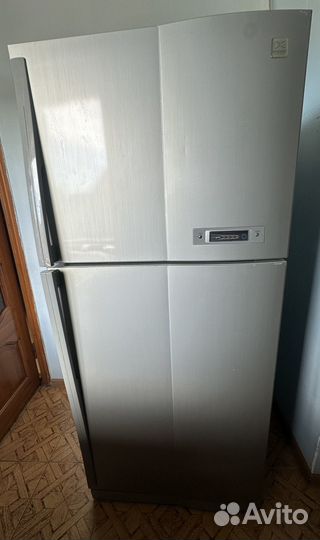 Холодильник daewoo