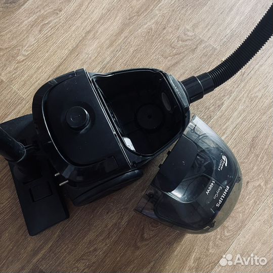 Пылесос Philips FC 8087