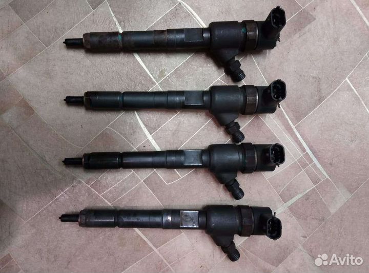 Топливные форсунки z13dtj Opel