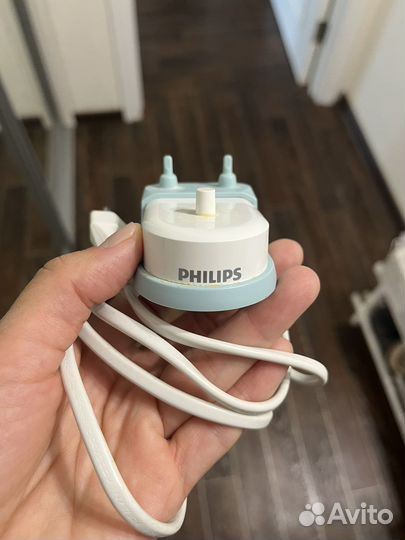 Зарядник для щетки philips