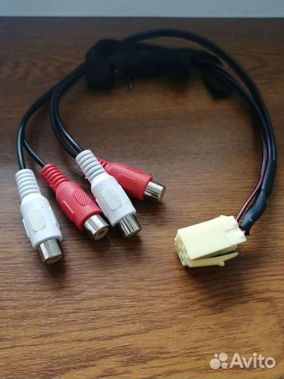 Кабель для подключения усилителя к магнитоле