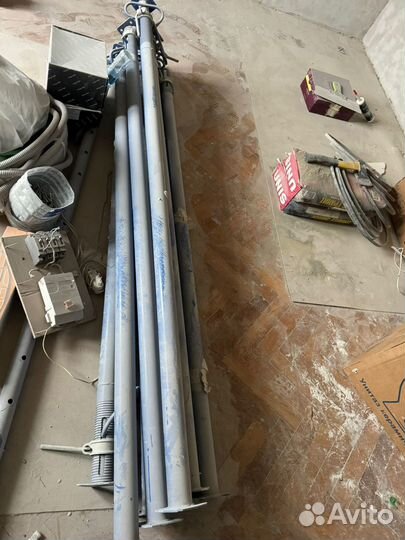 Строительный домкрат, стойка