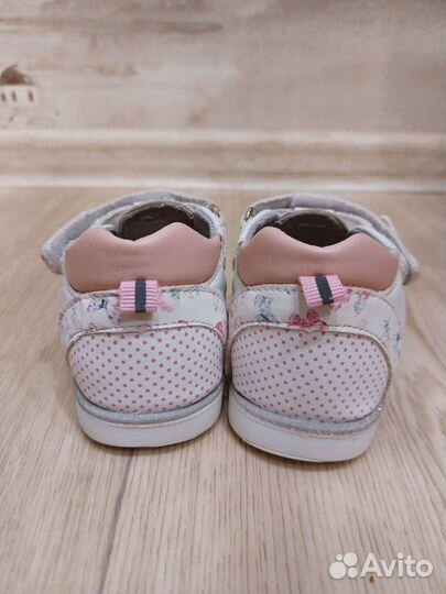 Сандали для девочки