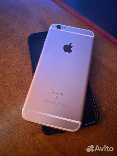 Телефон iPhone 5s