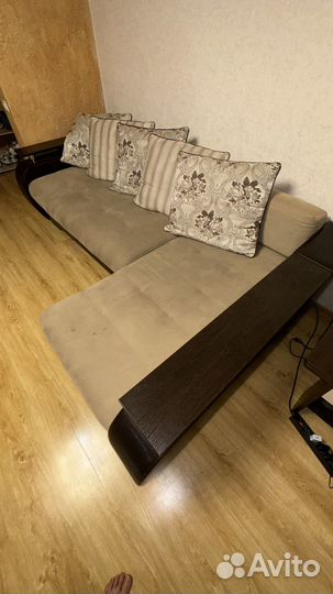 Угловой диван