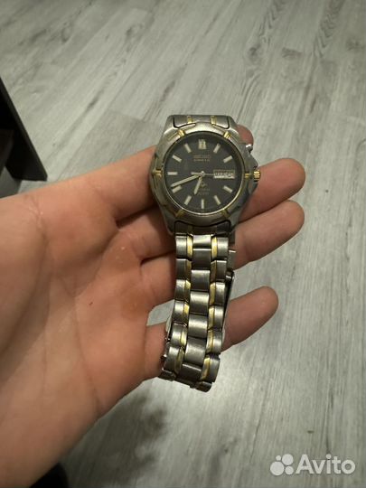 Часы seiko kinetict titanium