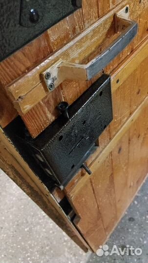 Вскрытие замков дверей, авто,сейфов. Замена замков