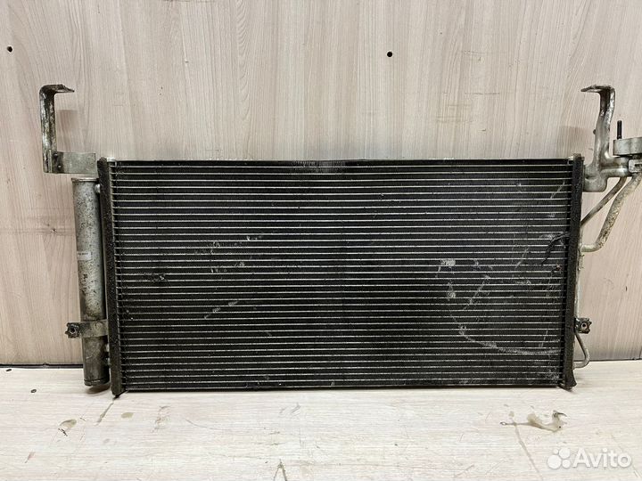 Радиатор кондиционера Hyundai Santa Fe 1