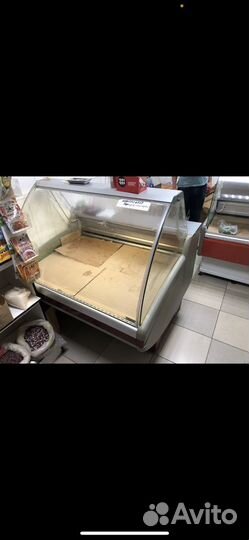 Стоячий холодильник