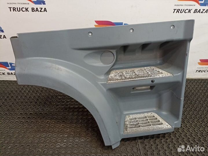 Корпус подножек правый Daf XF105