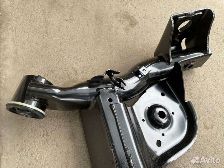 Задняя балка веста