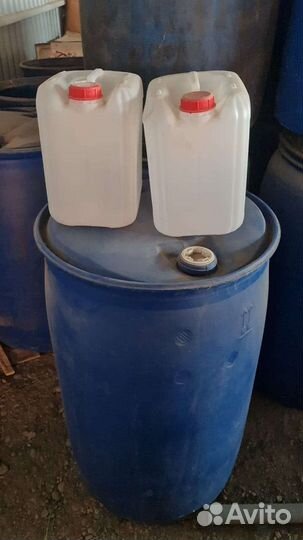 Бочка тара канистра