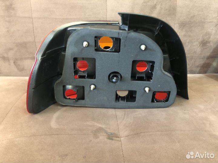 Фонарь правый BMW E39