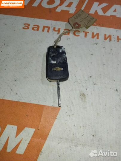 Ключ Chevrolet Cruze (2009 - 2012) 13500218