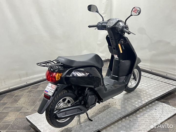 Скутер Honda Tact